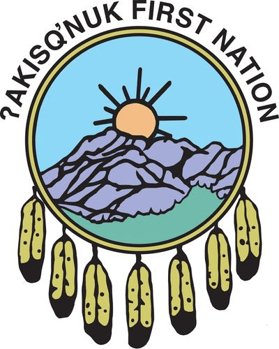 ʔakisq̓nuk First Nation logo
