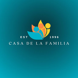 Casa de la Familia logo