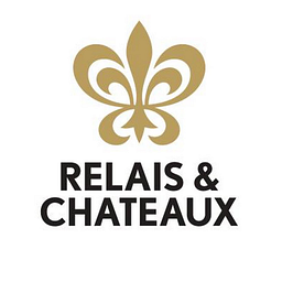 The Relais Retreats logo