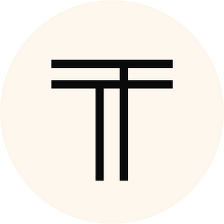 The Thinking Traveller logo